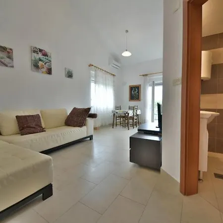 Seaside Apartment